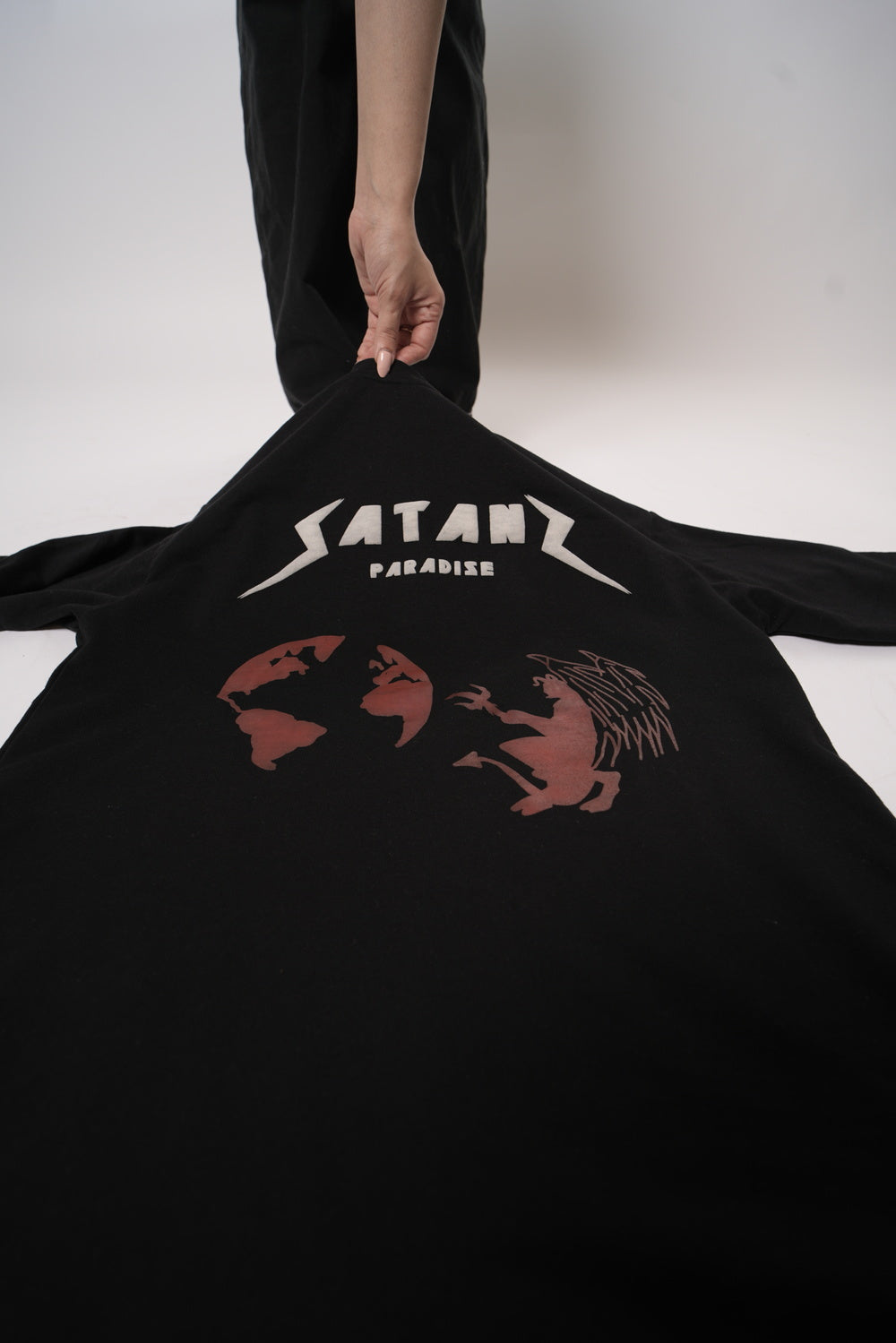 satan's paradise tee